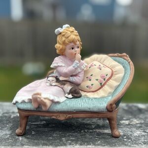 SANDRA KUCK "HUSH IT'S SLEEPY TIME" JOHN HINE STUDIOS FIGURINE girl with cat